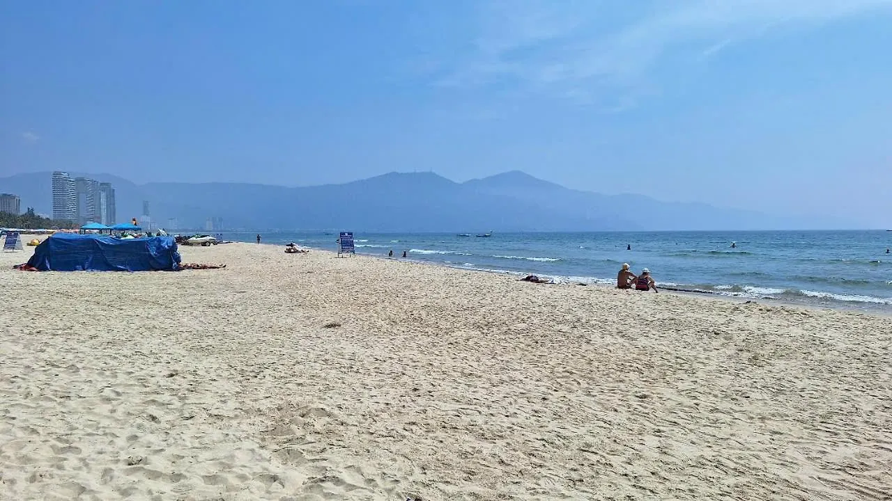 Aparthotel In A La Carte - 2 Bedrooms, 3 Balconies, Seaview, Beachfront, Central, Rooftop Pool Da Nang Vietnam