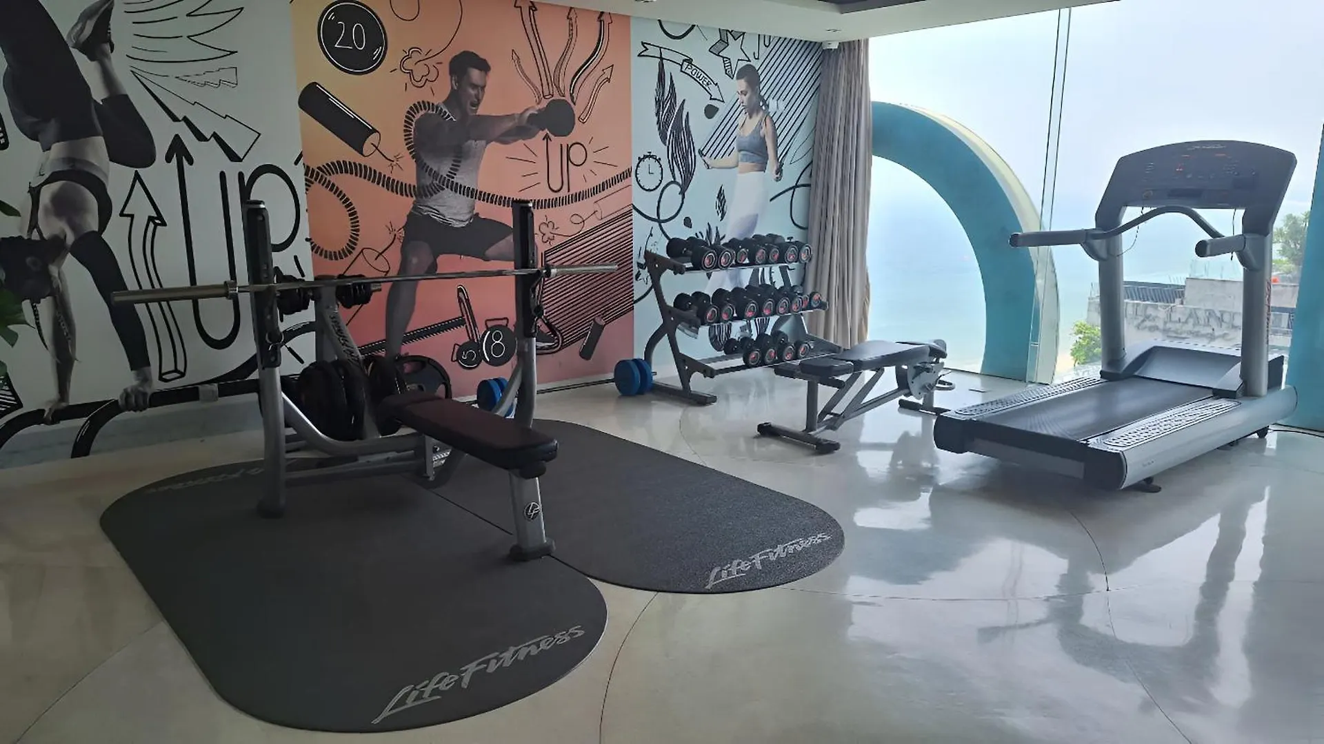 Aparthotel In A La Carte - 2 Bedrooms, 3 Balconies, Seaview, Beachfront, Central, Rooftop Pool Da Nang